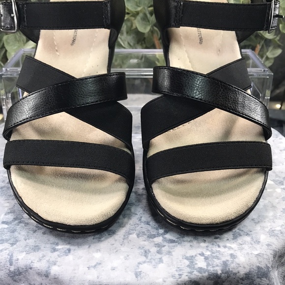 Croft & Barrow Boathouse Black Strappy Sandals Women’s 6.5M 🖤Like NEW🖤 - Picture 2 of 12